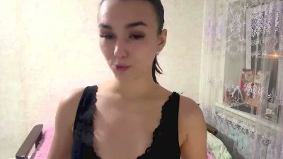 GussieMaag webcam model stream image