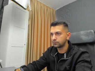 Bryce Reign webcam model stream image