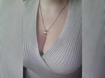 --A--- webcam model stream image