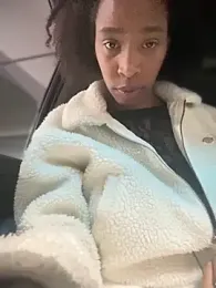 Cum2Charm webcam model stream image