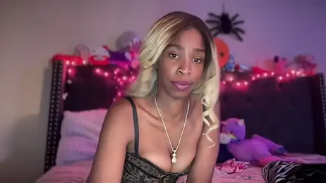 Cum2Charm webcam model stream image