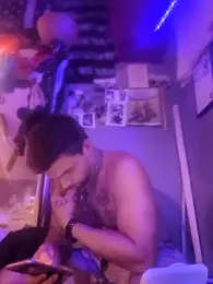 CaptHook931 webcam model stream image