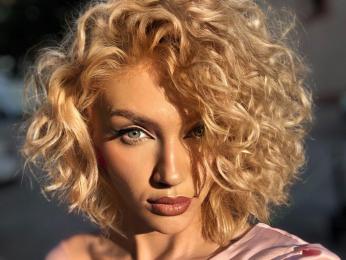 EmmaAmstrong webcam model stream image