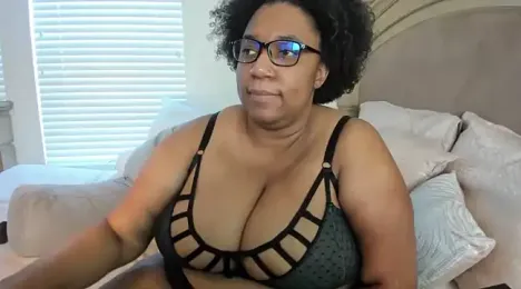 Josie4yourpleasure webcam model stream image