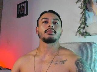 Justin Whitte webcam model stream image