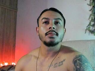 Justin Whitte webcam model stream image