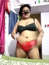Deborbhavi222 webcam model stream image