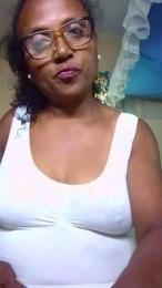 momsexy_xxx webcam cam4 model stream image