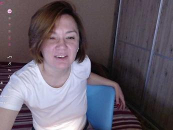 Julia99 webcam bongacams model stream image