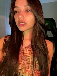 MisFrekcles_ webcam model stream image