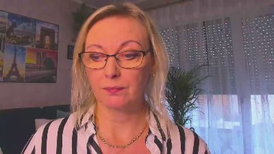 VanessaLUX webcam model stream image