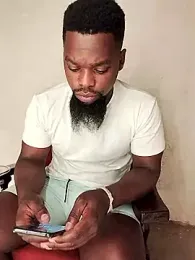 Chocolate_factory_man webcam model stream image