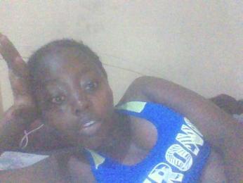 PrettyG webcam bongacams model stream image