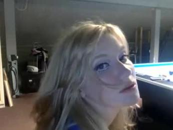 rina_the_great webcam model stream image