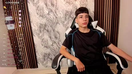 oblivion_deku webcam model stream image