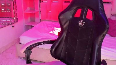 SariBloomy webcam model stream image