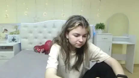 TinaRedly webcam model stream image