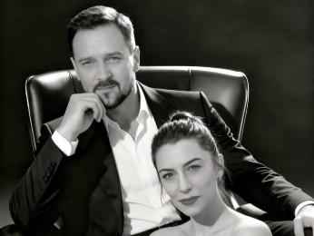 AdelleandCrish webcam livejasmin model stream image