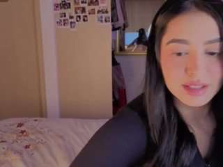 aashleey webcam model stream image