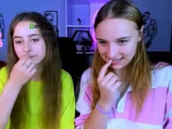 rebecca_smile_ webcam model stream image