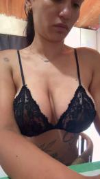 MICALOVERS webcam model stream image