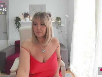 8milana8 webcam bongacams model stream image