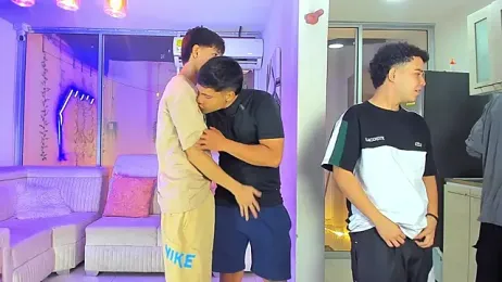 Houseofwarrios webcam model stream image