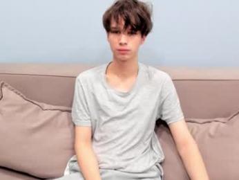 your_shy_guy webcam model stream image