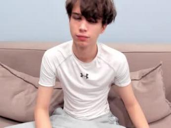 your_shy_guy webcam model stream image