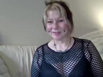 foxyfang webcam model stream image