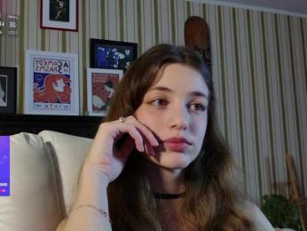 SarahShy webcam model stream image