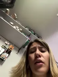 Andrea_19blonde webcam stripchat model stream image