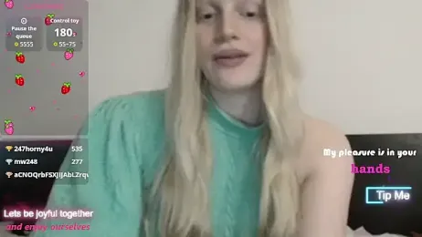 VeronicaJoyful webcam model stream image