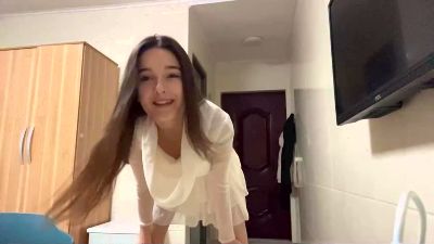 SaranBullert webcam model stream image