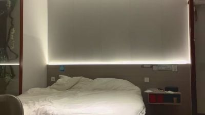 SaranBullert webcam model stream image