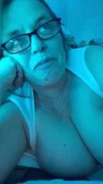 m_o_na_x webcam model stream image