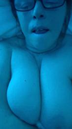 m_o_na_x webcam model stream image