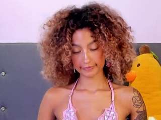 harmonyhill webcam model stream image