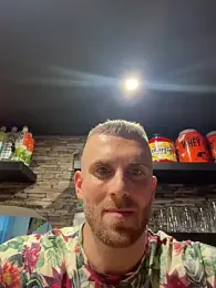 trainwithme webcam stripchat model stream image