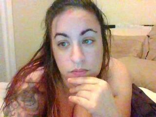 Beauty Belle webcam model stream image