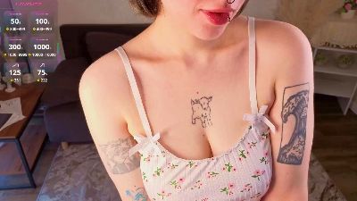 QuianaGrebe webcam cam4 model stream image