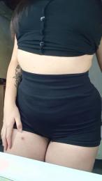 EMMACURVYHOT webcam model stream image