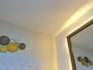 debora-scoot webcam model stream image