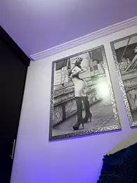 Mau_White webcam model stream image