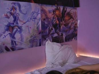 LesaisMore webcam model stream image