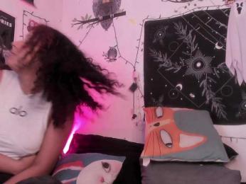 HotHoneyChile webcam model stream image