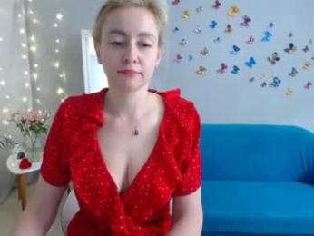blondy_mom webcam model stream image