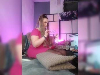 monikanylon webcam model stream image