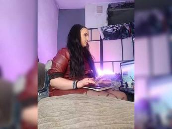 monikanylon webcam model stream image