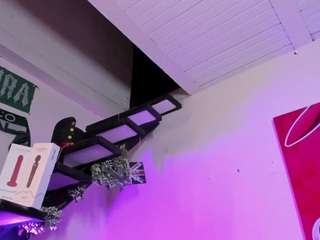 alice-massie1 webcam model stream image